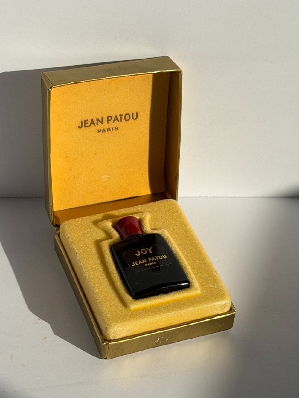 Jean Patou Joy Pure Parfum Full Black Bottle Gold Box *Super Rare* Vintage